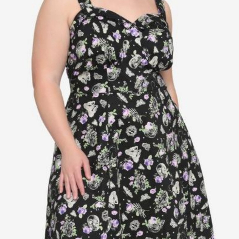 Hot Topic Anatomy Floral Retro Dress Plus Size 3